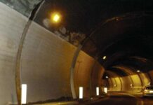 Tir abbatte illuminazione e danneggia galleria, chiusa temporaneamente la A19