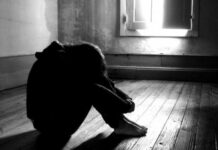 Abusa per tre anni della figlia minorenne della compagna, arrestato