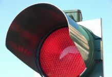 Ancora multe nulle: stop anche alla multa del semaforo intelligente non omologato.