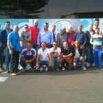 Gruppo-agricoltori-con-asse