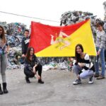 Ragazzi-bandiera-sicilia