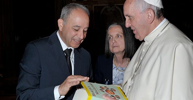 Padre Perdona Loro Perchè Non Sanno Quello Che Fanno