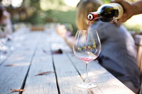 wine, 4k wallpaper 1920x1080, windows wallpaper, hd wallpaper, glass, wallpaper 4k, laptop wallpaper, drink, tasting, hand, pouring, dinner, wine tour, free background, wine tasting, cool backgrounds, full hd wallpaper, 4k wallpaper, free wallpaper, wineglass, beautiful wallpaper, wallpaper hd, party, celebration, desktop backgrounds, mac wallpaper, wallpaper