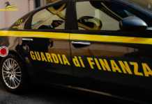 Prodotti non sicuri, sequestrati 3 mila articoli di carnevale