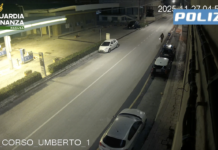 Incendia tre auto della Guardia di Finanza, fermato il presunto autore