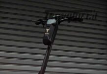 Monopattini elettrici, la svolta: arriva la targa obbligatoria