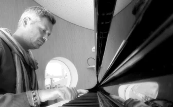 Silenzio e riflessione nel nuovo brano di Armando Cacciato “Guardiani di nuvole”