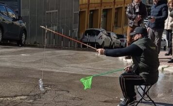 A Canicattì si pesca in centro: la beffa diventata simbolo del declino
