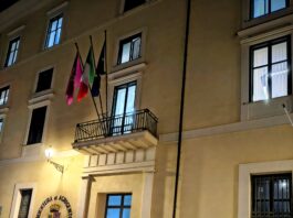 “La sua auto è stata utilizzata per una rapina”, arrestati due truffatori