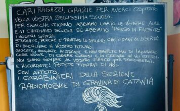 La più bella lezione: «Grazie per averci ospitato»: i Carabinieri restituiscono la scuola con una lettera