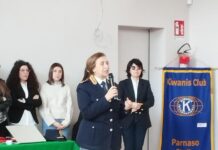 Bullismo, cyberbullismo e sicurezza in rete: Kiwanis e Polizia di Stato incontrano gli alunni dell’Istituto Comprensivo M. Rapisardi