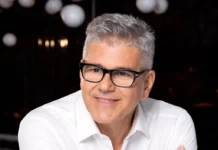 Michele Zarrillo al Teatro Pirandello: ad Agrigento i 30 anni de “L’elefante e la farfalla”