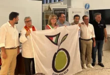 Montevago Città dell’Olio, consegnata la bandiera al Comune