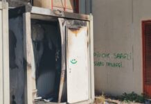 Canicattì, a fuoco i bagni della palestra