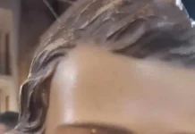 Festa patronale a Villafrati, cade la statua durante la processione e inizia a trasudare, “Si grida al miracolo”