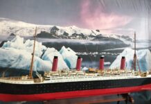 Il Titanic torna a navigare: a Catania la mostra oltre la leggenda a model of a ship with icebergs in the background